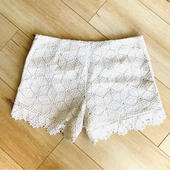 Anthropologie Dolce Vita Lace Shorts - Picture 4 of 7